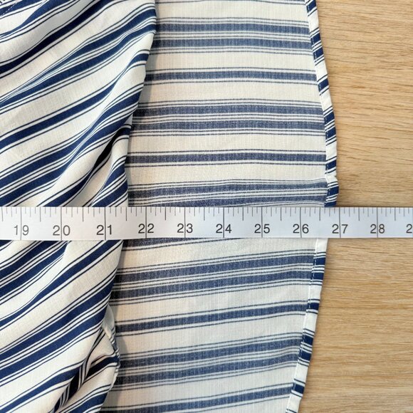 West Kei Blue & White Striped Surplce Wrap Blouse 💙 – Size Medium  ✨ - Picture 11 of 11